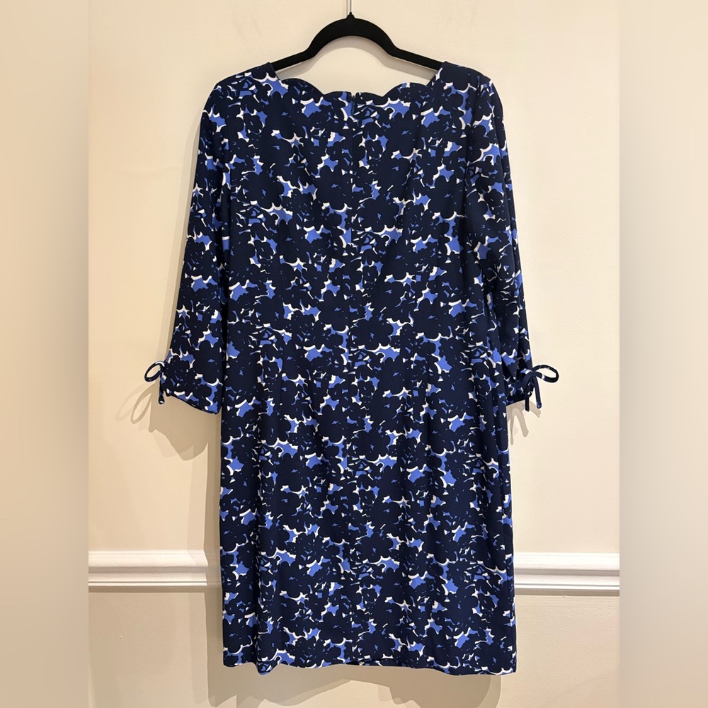 TALBOTS CREPE SHIFT DRESS FLORAL PRINT NAVY NWT Size 10 - Picture 4 of 7